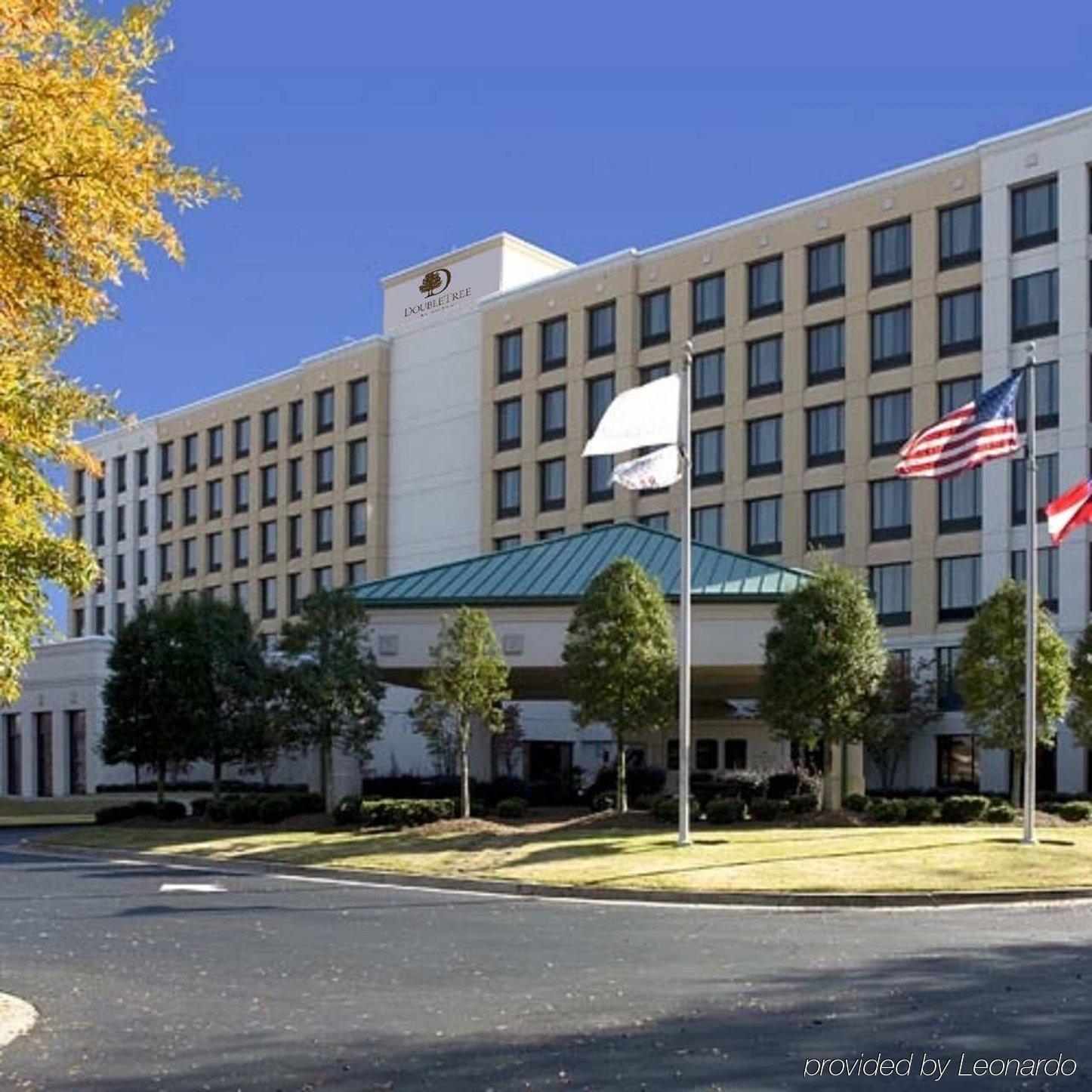Doubletree By Hilton Atlanta Airport Hotel Exterior photo